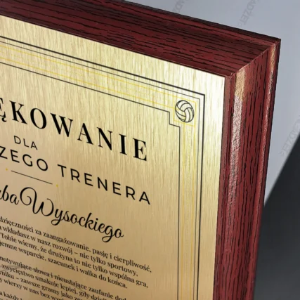 Eleganckie drewniane podziękowanie Prezent dla trenera siatkówki