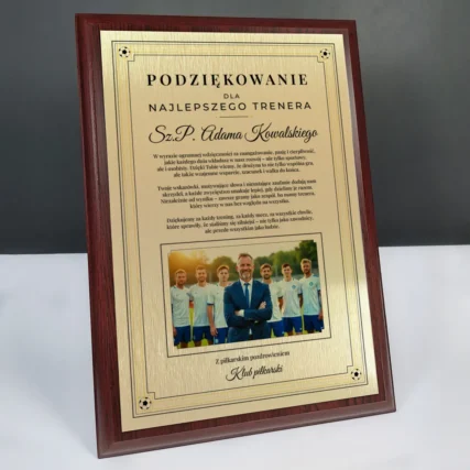 Eleganckie podziękowanie dla trenera piłki nożnej